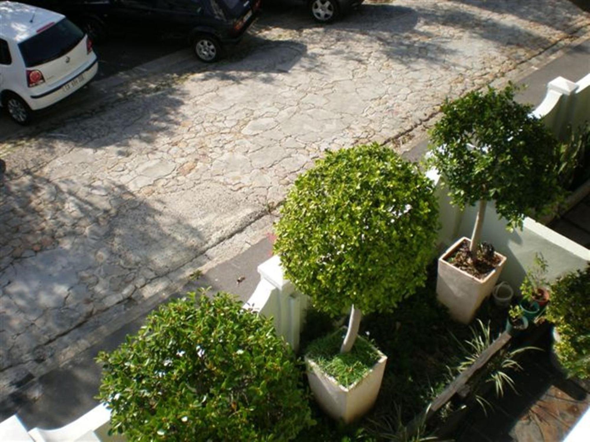 Guest house Gordons